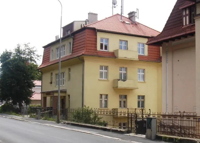 Vera * Karlovy Vary